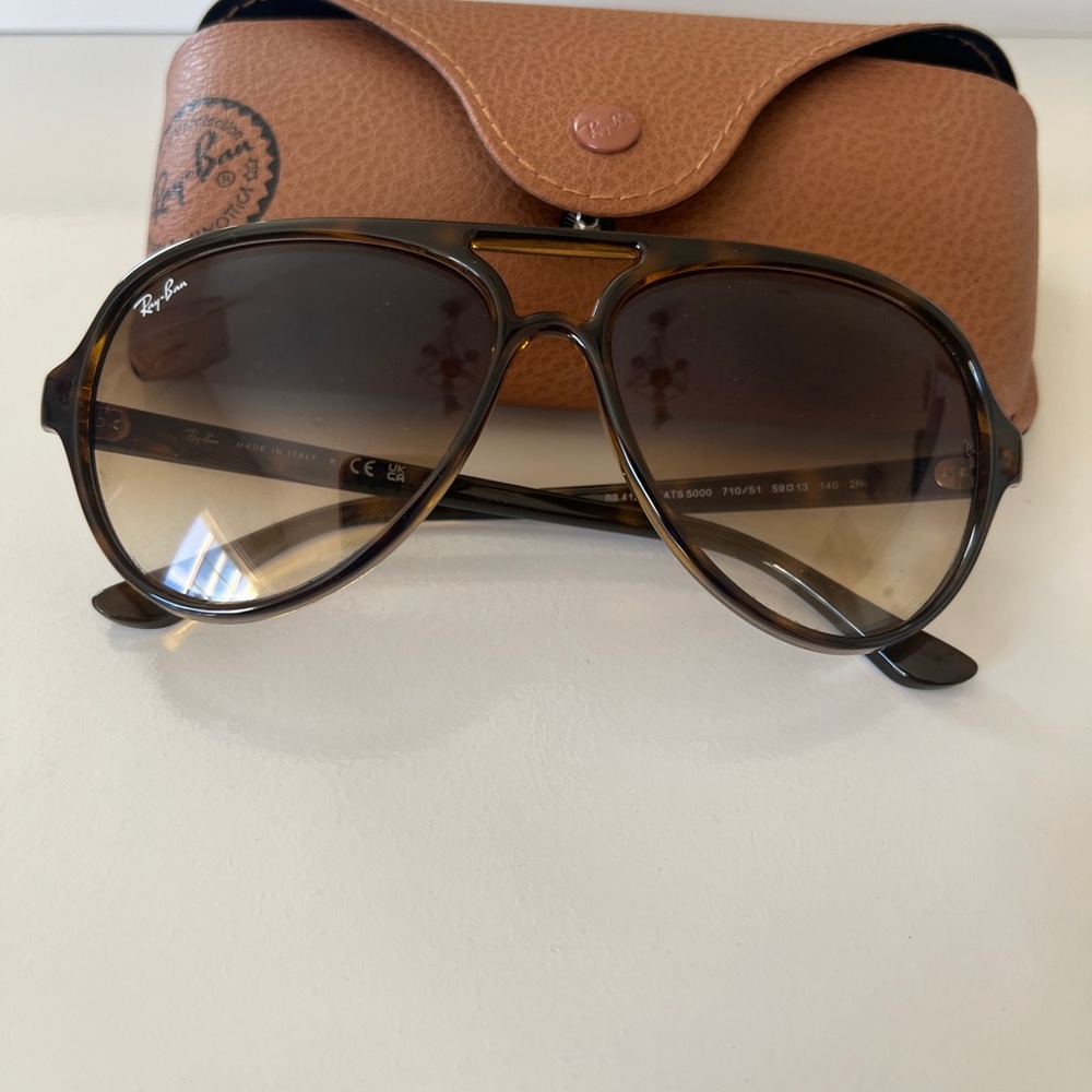 Ray-Ban Tortoise Shell Aviator Sunglasses
